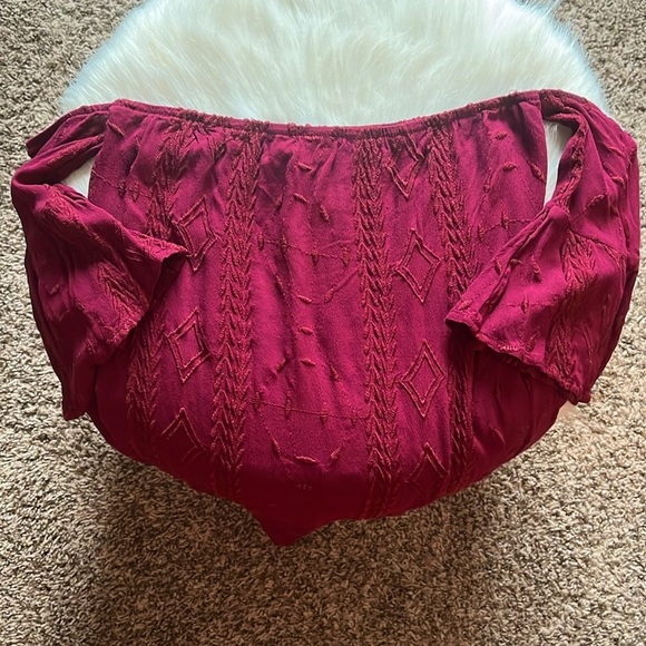 Off the shoulder dress - Picture 5 of 7